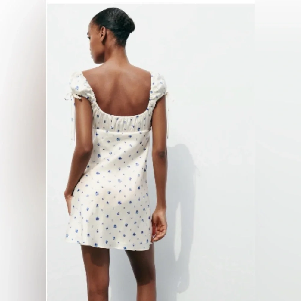 Zara Blue Floral Cream mini Dress XS - Picture 3 of 8